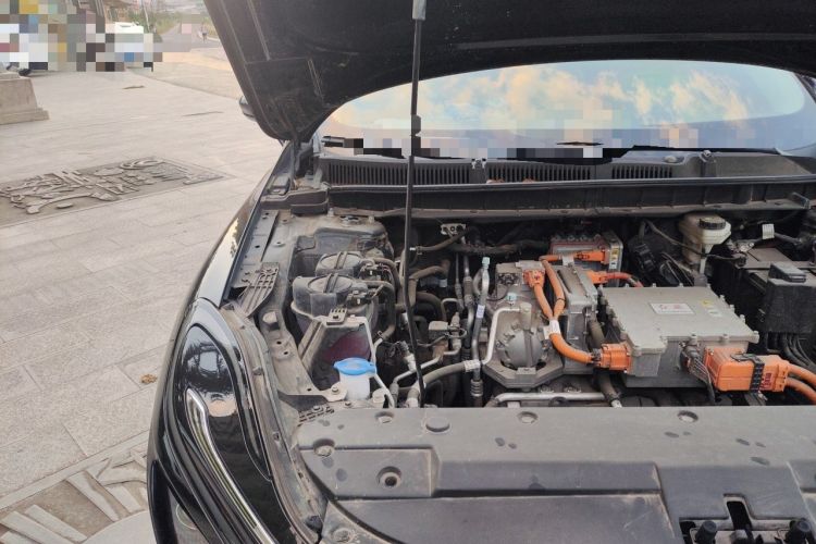 Used Hongqi E-QM5 2022 431 km Charge & Enjoy Edition Engine Bay Right
