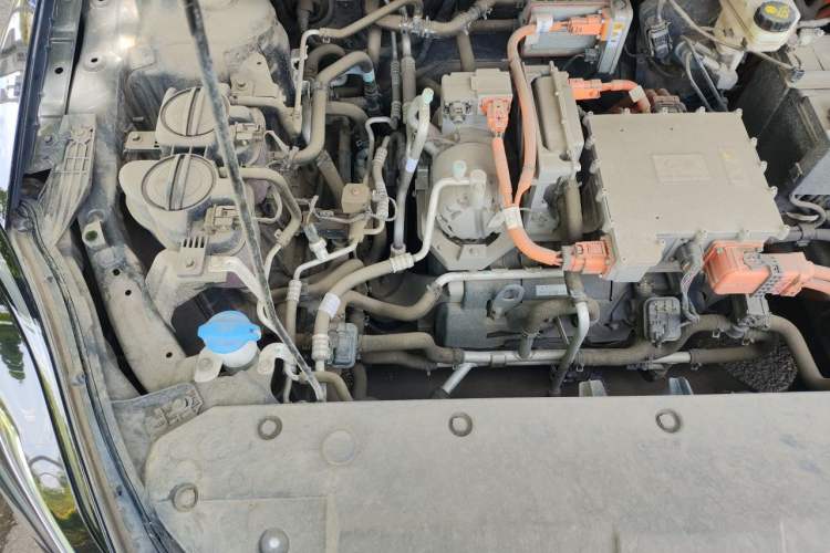 Used Hongqi E-QM5 2022 431 km Charge & Enjoy Edition Engine Bay Right