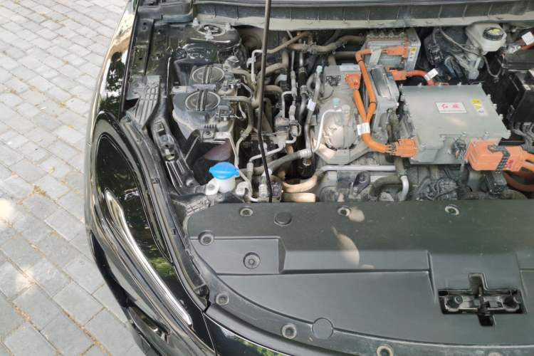 Used Hongqi E-QM5 2022 431 km Charge & Enjoy Edition Engine Bay Right