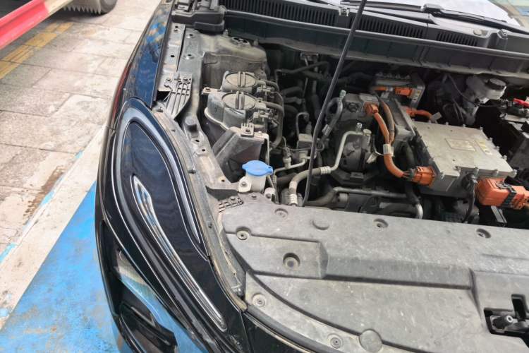 Used Hongqi E-QM5 2022 431 km Charge & Enjoy Edition Engine Bay Right