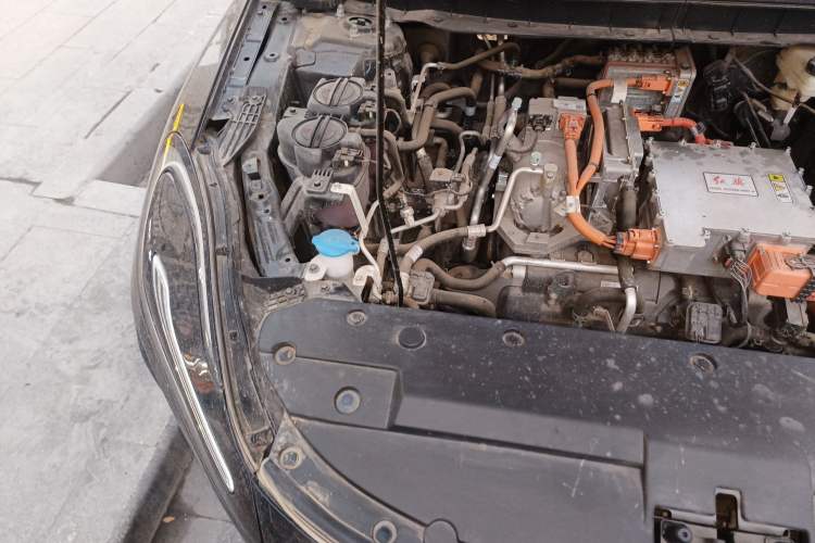 Used Hongqi E-QM5 2022 431 km Charge & Enjoy Edition Engine Bay Right