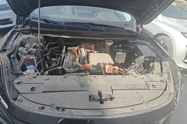 Used Hongqi E-QM5 2022 431 km Charge & Enjoy Edition Engine Bay