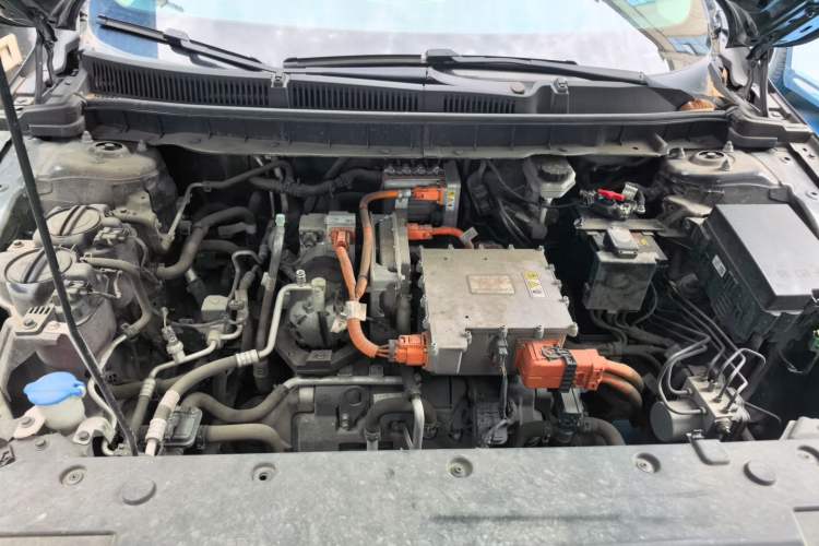 Used Hongqi E-QM5 2022 431 km Charge & Enjoy Edition Engine Bay