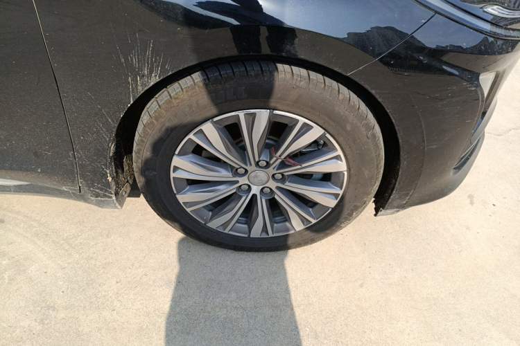 Used Hongqi E-QM5 2022 431 km Charge & Enjoy Edition Exterior 1