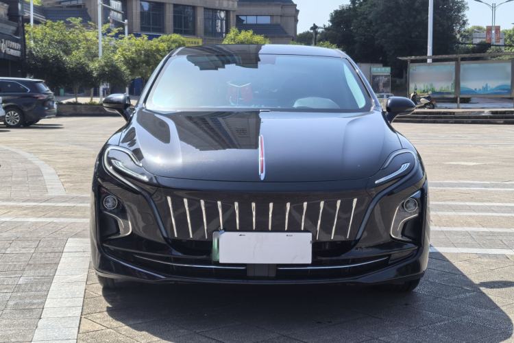 Used Hongqi E-QM5 2022 431 km Charge & Enjoy Edition Exterior 2