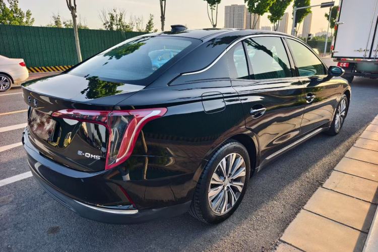 Used Hongqi E-QM5 2022 431 km Charge & Enjoy Edition Exterior 3