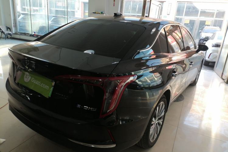Used Hongqi E-QM5 2022 431 km Charge & Enjoy Edition Exterior 5