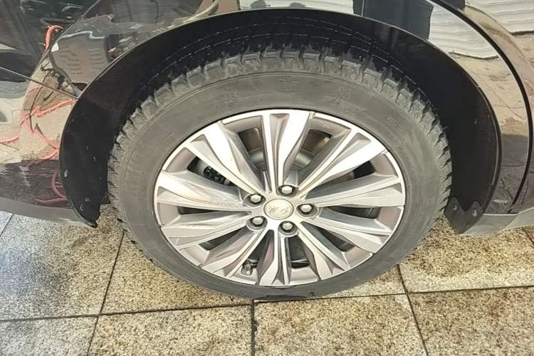 Used Hongqi E-QM5 2022 431 km Charge & Enjoy Edition Exterior 5