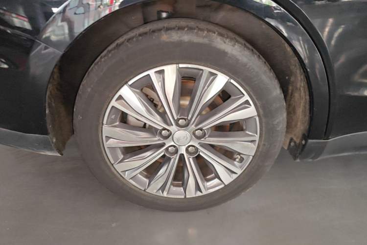 Used Hongqi E-QM5 2022 431 km Charge & Enjoy Edition Exterior 5