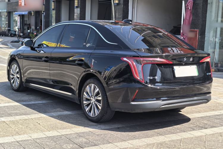 Used Hongqi E-QM5 2022 431 km Charge & Enjoy Edition Exterior 6