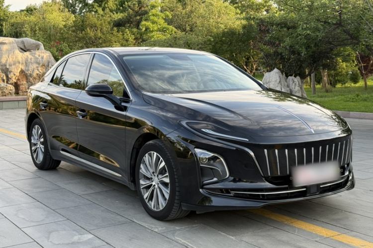 Used Hongqi E-QM5 2022 431 km Charge & Enjoy Edition Exterior 6