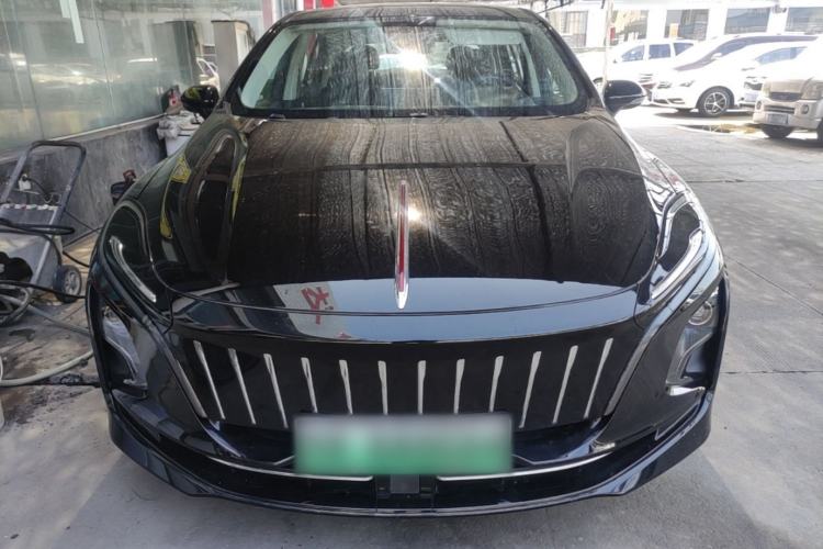 Used Hongqi E-QM5 2022 431 km Charge & Enjoy Edition Front