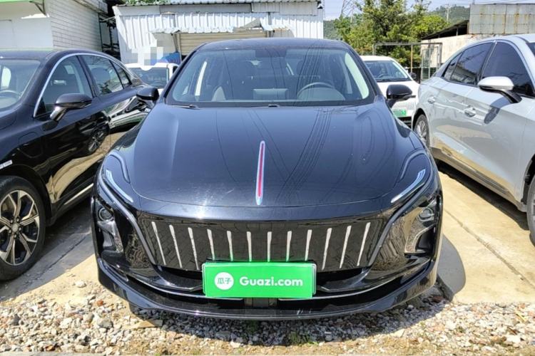 Used Hongqi E-QM5 2022 431 km Charge & Enjoy Edition Front