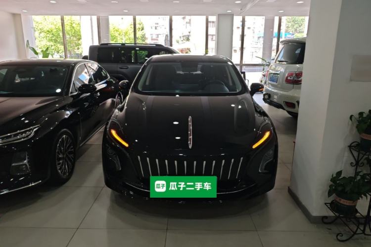 Used Hongqi E-QM5 2022 431 km Charge & Enjoy Edition Front