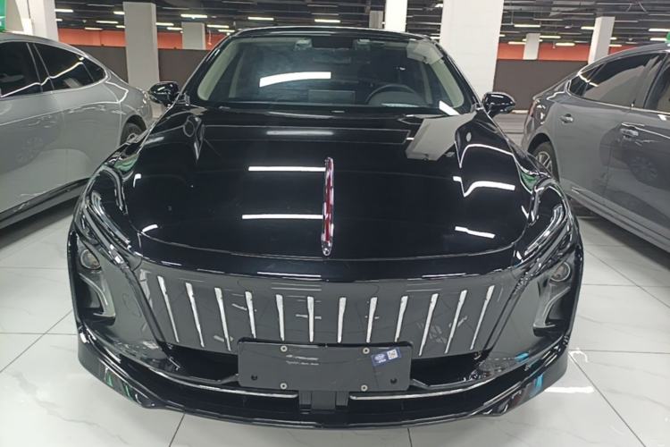 Used Hongqi E-QM5 2022 431 km Charge & Enjoy Edition Front