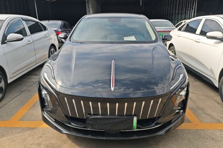 Used Hongqi E-QM5 2022 431 km Charge & Enjoy Edition Front