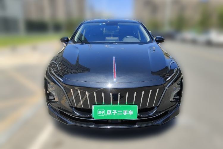 Used Hongqi E-QM5 2022 431 km Charge & Enjoy Edition Front