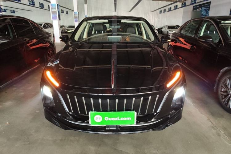 Used Hongqi E-QM5 2022 431 km Charge & Enjoy Edition Front