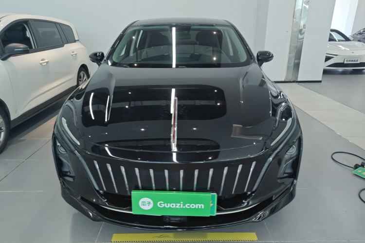 Used Hongqi E-QM5 2022 431 km Charge & Enjoy Edition Front