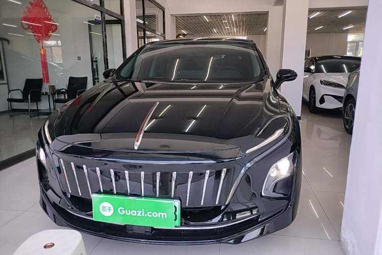 Used Hongqi E-QM5 2022 431 km Charge & Enjoy Edition Front