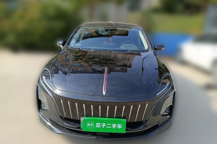 Used Hongqi E-QM5 2022 431 km Charge & Enjoy Edition Front