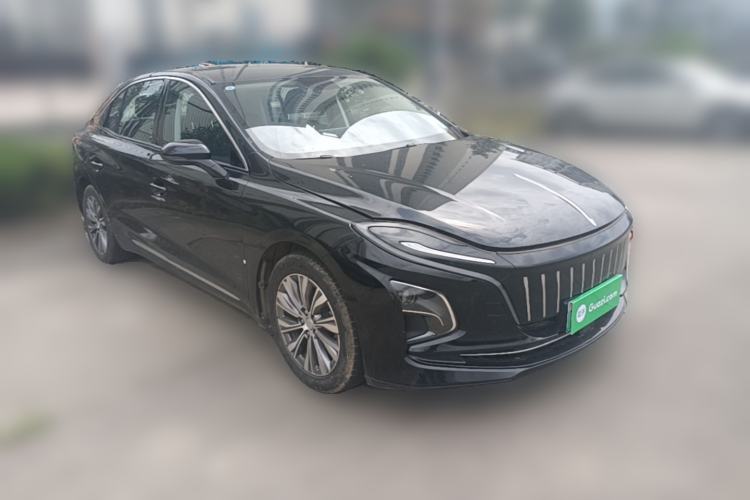 Used Hongqi E-QM5 2022 431 km Charge & Enjoy Edition Front Right 45 Deg