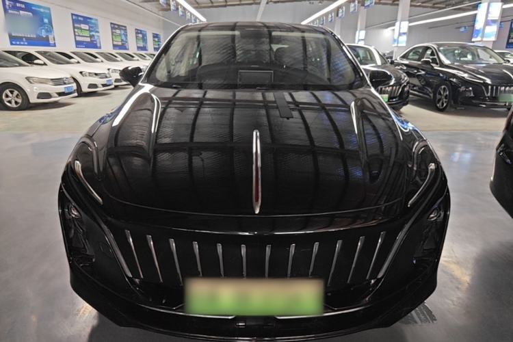 Used Hongqi E-QM5 2022 431 km Charge & Enjoy Edition Front