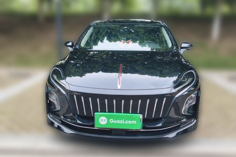 Used Hongqi E-QM5 2022 431 km Charge & Enjoy Edition Front
