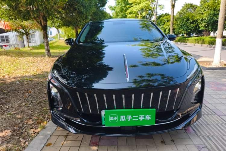 Used Hongqi E-QM5 2022 431 km Charge & Enjoy Edition Front