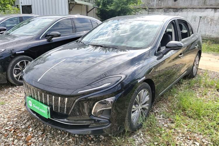 Used Hongqi E-QM5 2022 431 km Charge & Enjoy Edition Guazi used car, China used car export, Used car for sale, Used cars, Cheapest cars for sale