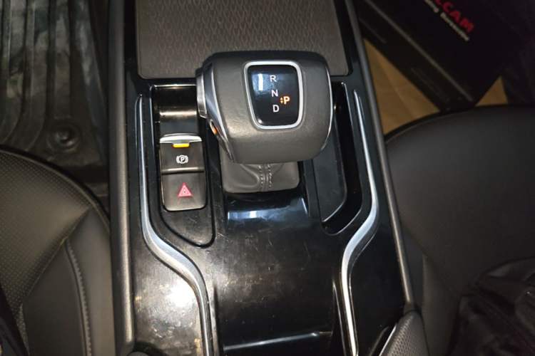 Used Hongqi E-QM5 2022 431 km Charge & Enjoy Edition Gear Lever