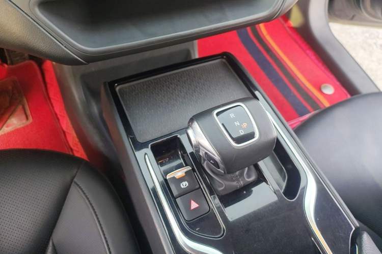 Used Hongqi E-QM5 2022 431 km Charge & Enjoy Edition Gear Lever