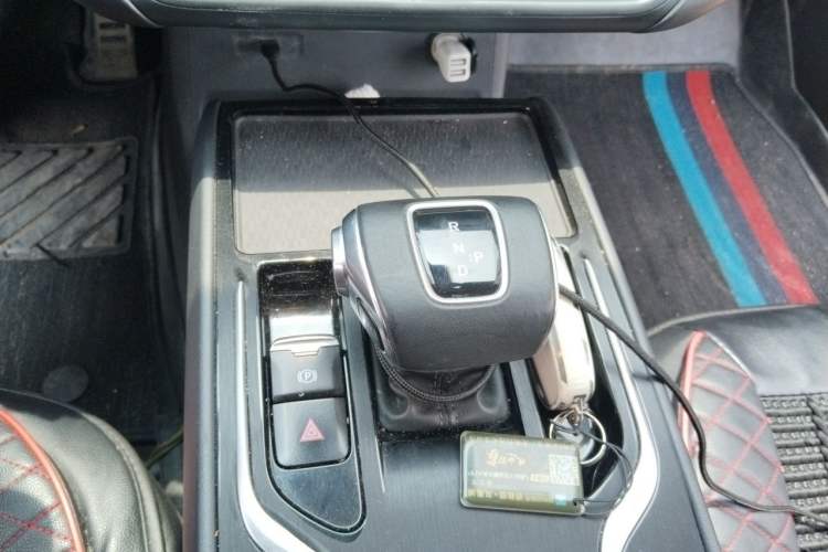 Used Hongqi E-QM5 2022 431 km Charge & Enjoy Edition Gear Lever