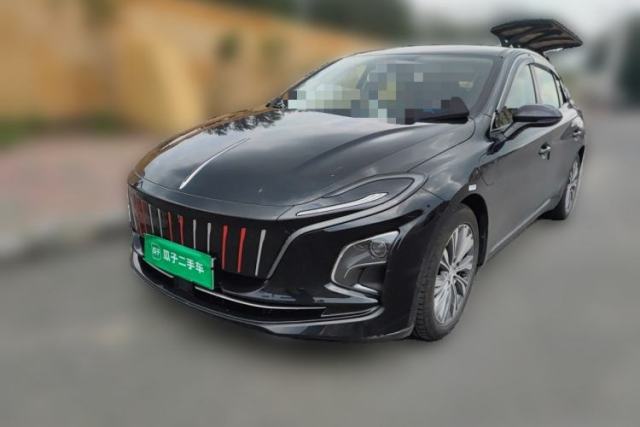 Used Hongqi E-QM5 2022 431 km Charge & Enjoy Edition