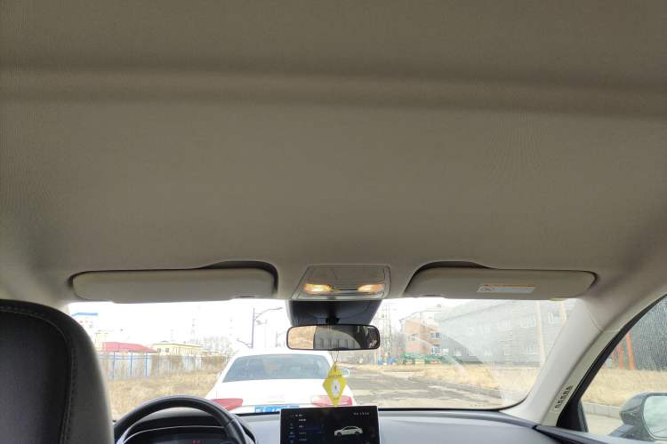 Used Hongqi E-QM5 2022 431 km Charge & Enjoy Edition Headliner