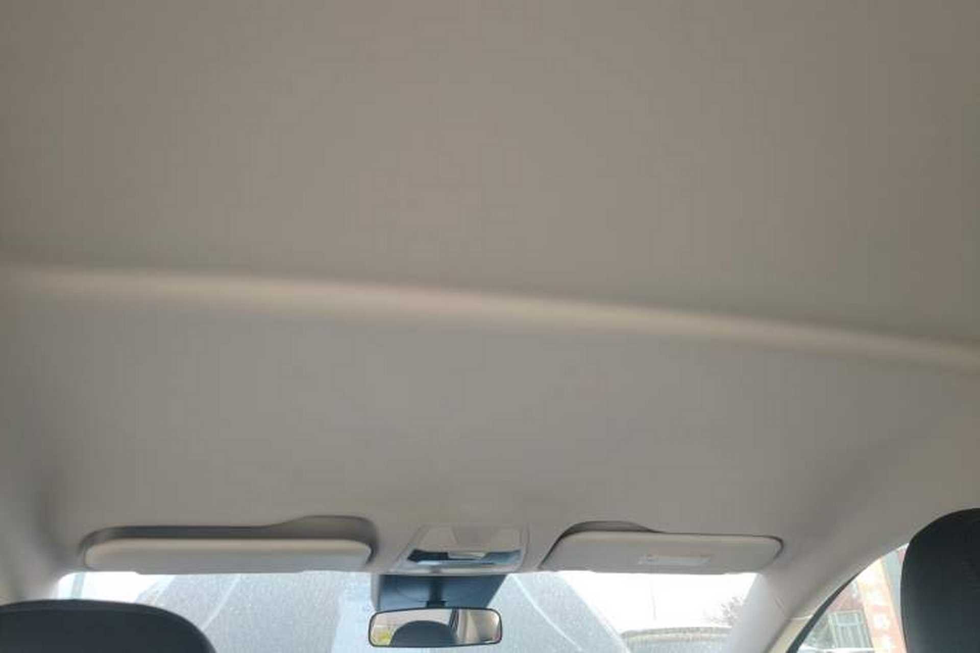 Used Hongqi E-QM5 2022 431 km Charge & Enjoy Edition Headliner