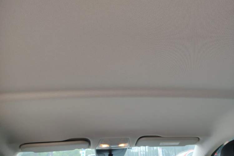 Used Hongqi E-QM5 2022 431 km Charge & Enjoy Edition Headliner