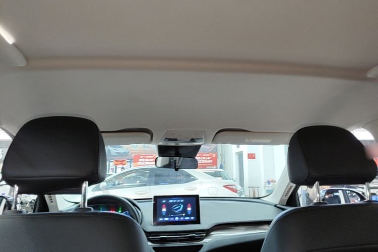 Used Hongqi E-QM5 2022 431 km Charge & Enjoy Edition Headliner
