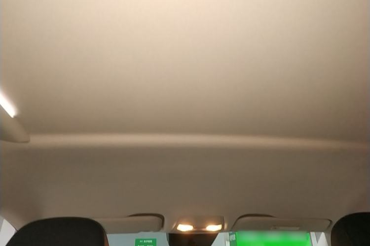 Used Hongqi E-QM5 2022 431 km Charge & Enjoy Edition Headliner