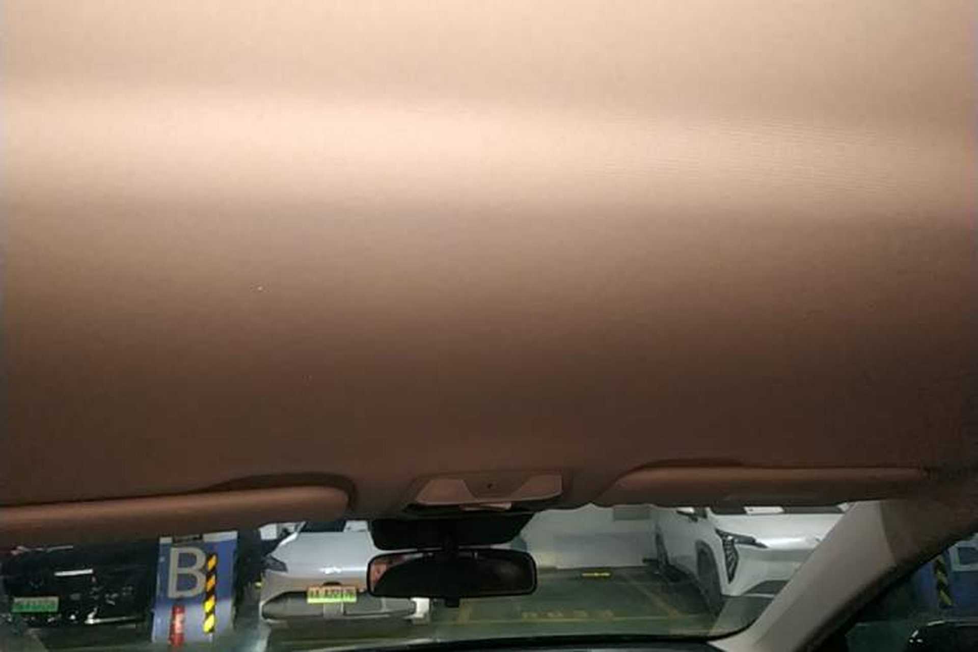 Used Hongqi E-QM5 2022 431 km Charge & Enjoy Edition Headliner