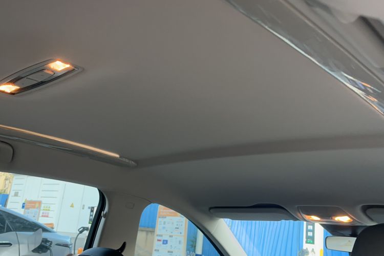 Used Hongqi E-QM5 2022 431 km Charge & Enjoy Edition Headliner