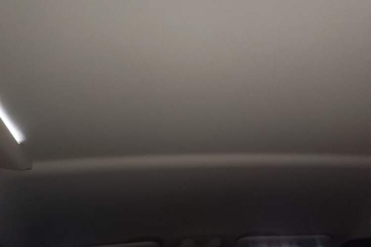 Used Hongqi E-QM5 2022 431 km Charge & Enjoy Edition Headliner