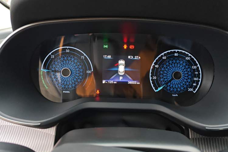Used Hongqi E-QM5 2022 431 km Charge & Enjoy Edition Instrument Cluster