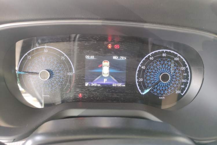 Used Hongqi E-QM5 2022 431 km Charge & Enjoy Edition Instrument Cluster