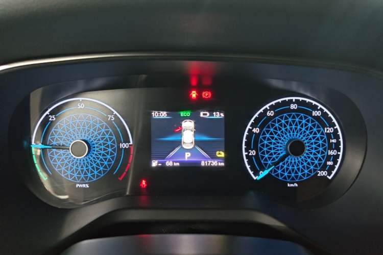Used Hongqi E-QM5 2022 431 km Charge & Enjoy Edition Instrument Cluster