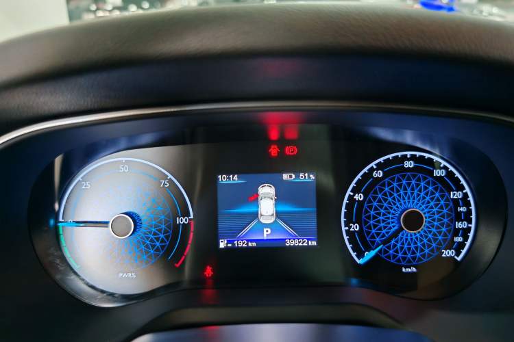 Used Hongqi E-QM5 2022 431 km Charge & Enjoy Edition Instrument Cluster