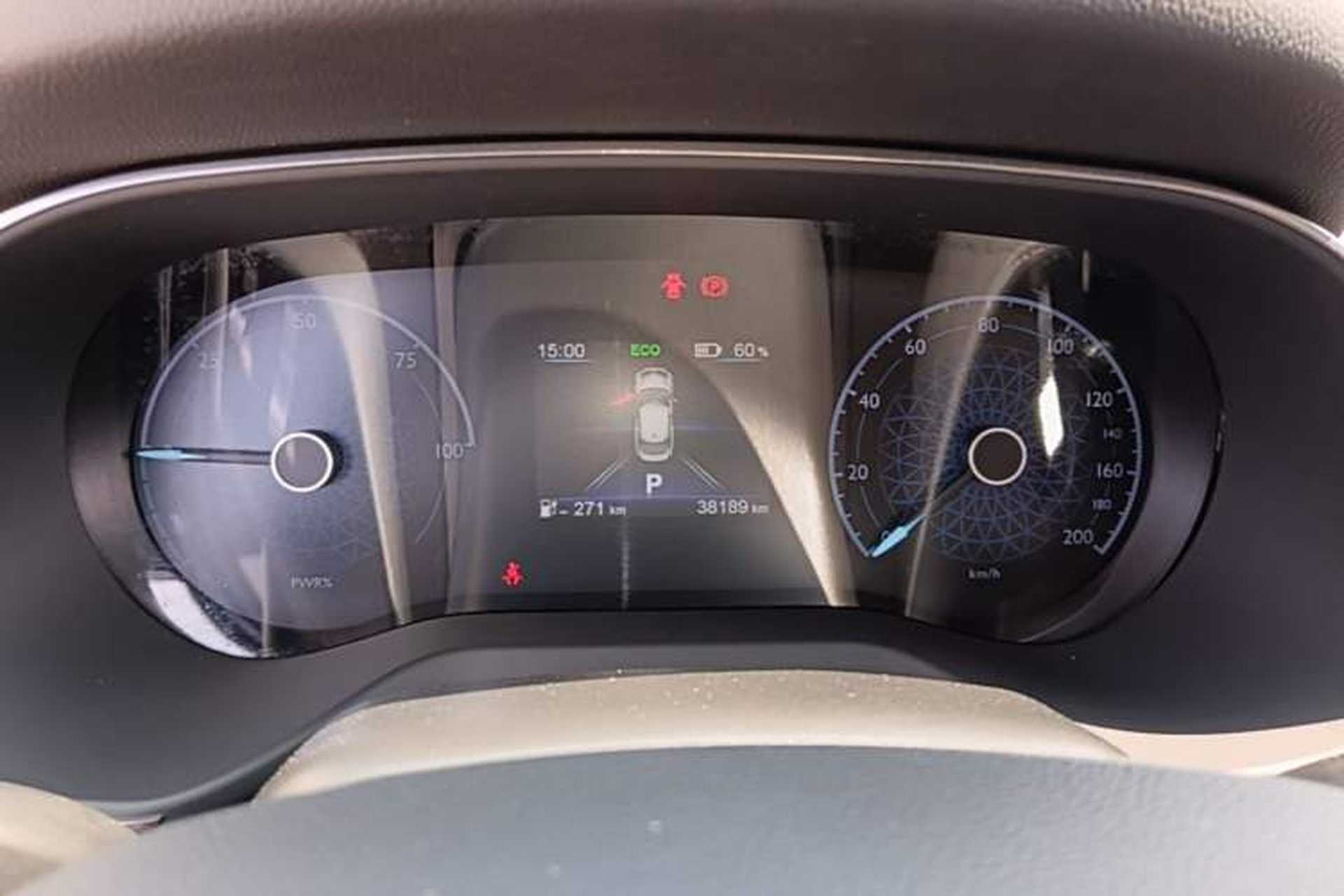 Used Hongqi E-QM5 2022 431 km Charge & Enjoy Edition Instrument Cluster