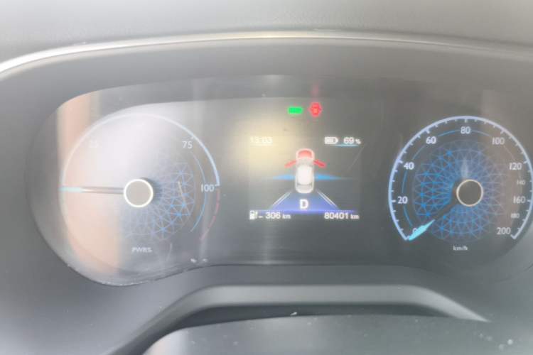 Used Hongqi E-QM5 2022 431 km Charge & Enjoy Edition Instrument Cluster