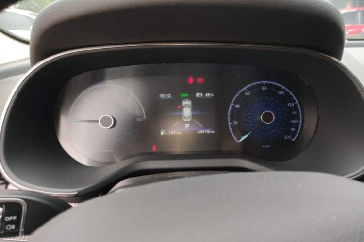 Used Hongqi E-QM5 2022 431 km Charge & Enjoy Edition Instrument Cluster