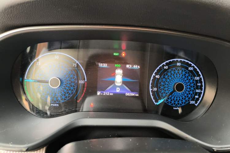 Used Hongqi E-QM5 2022 431 km Charge & Enjoy Edition Instrument Cluster